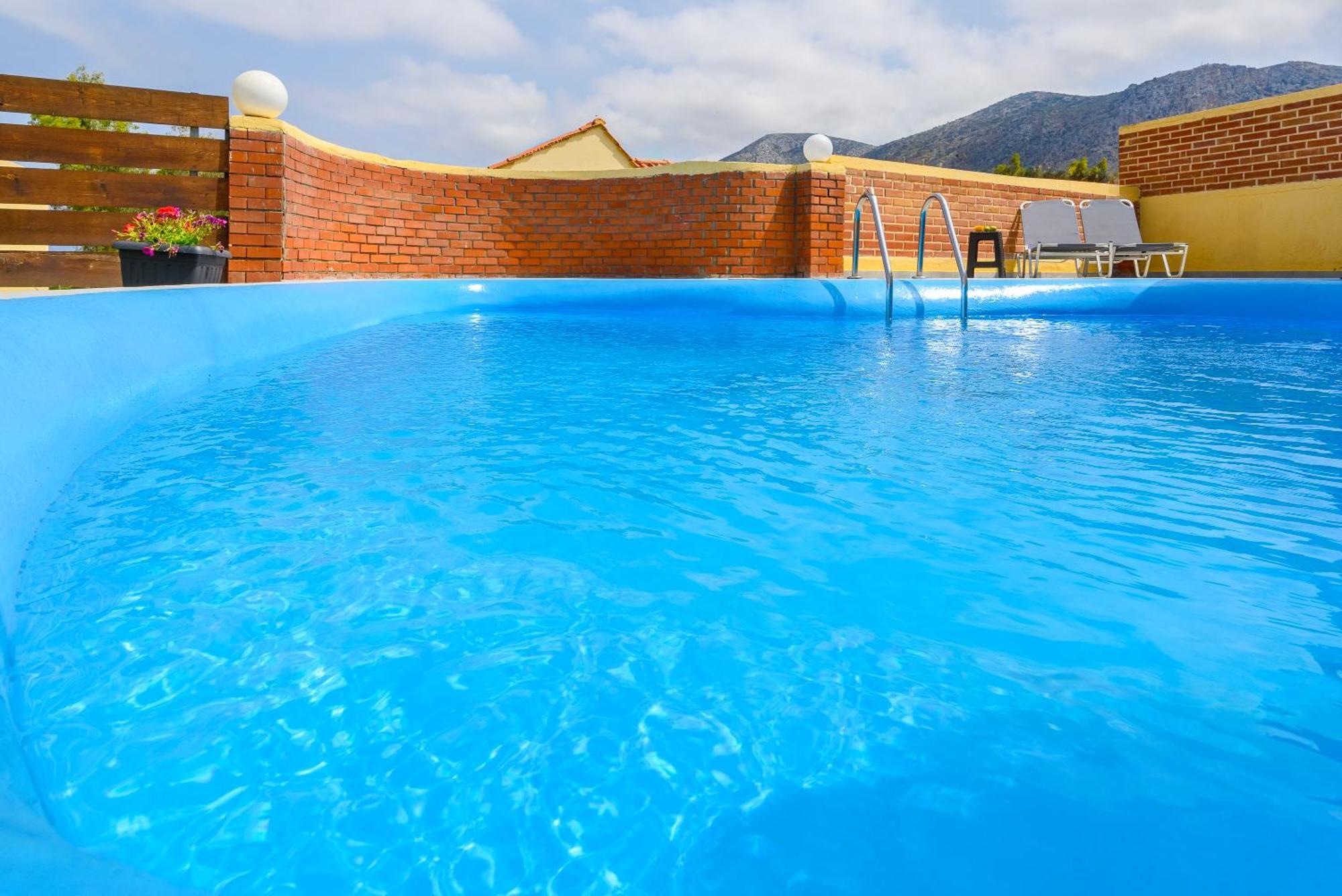 Renia'S Villas Hersonissos  Exterior photo