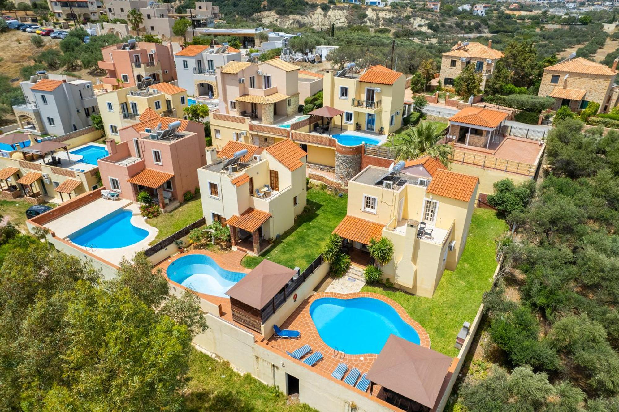 Renia'S Villas Hersonissos  Exterior photo